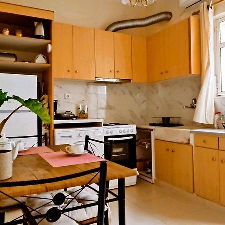 Next To Metro! Bright Apartment With Fully Equipped Kitchen Athens Exterior photo